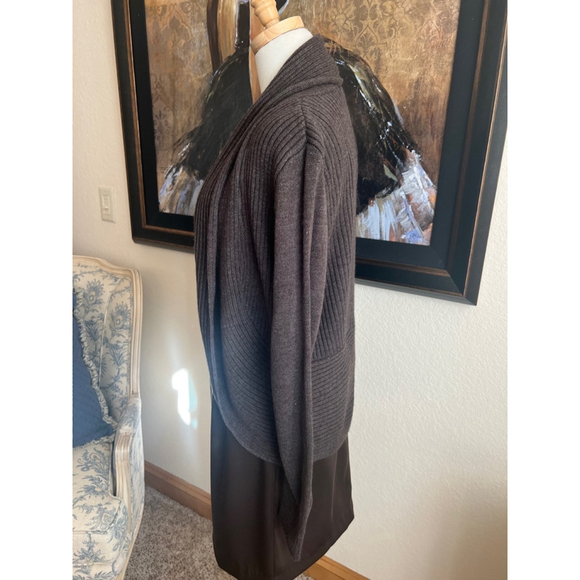 Women's H&M Brown Cardigan Sweater Size M - Picture 1 of 5